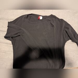 H&M Divided Black Textured Knit Top